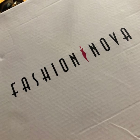 Denim fashion nova over the knee heels - Picture 4 of 4